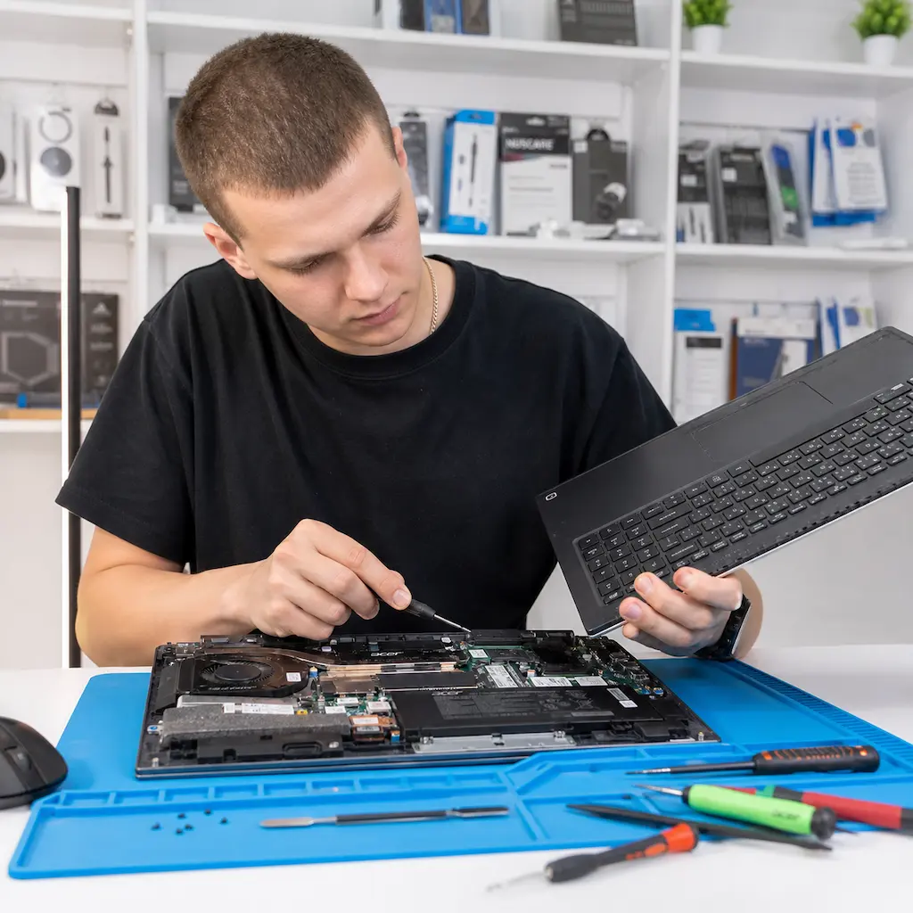 заменить клавиатуру на ноутбуке Acer в Новой Усмани